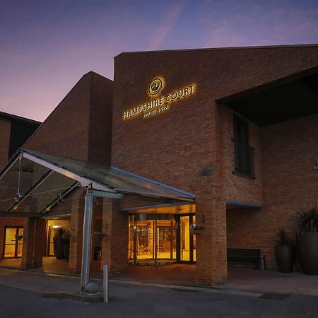 Hampshire Court Hotel & Spa باسينغستوك المظهر الخارجي الصورة