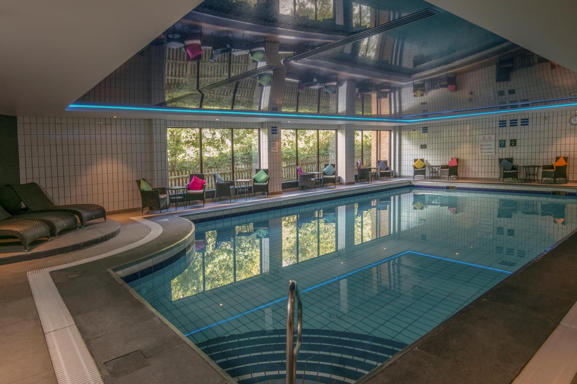 Hampshire Court Hotel & Spa باسينغستوك المظهر الخارجي الصورة