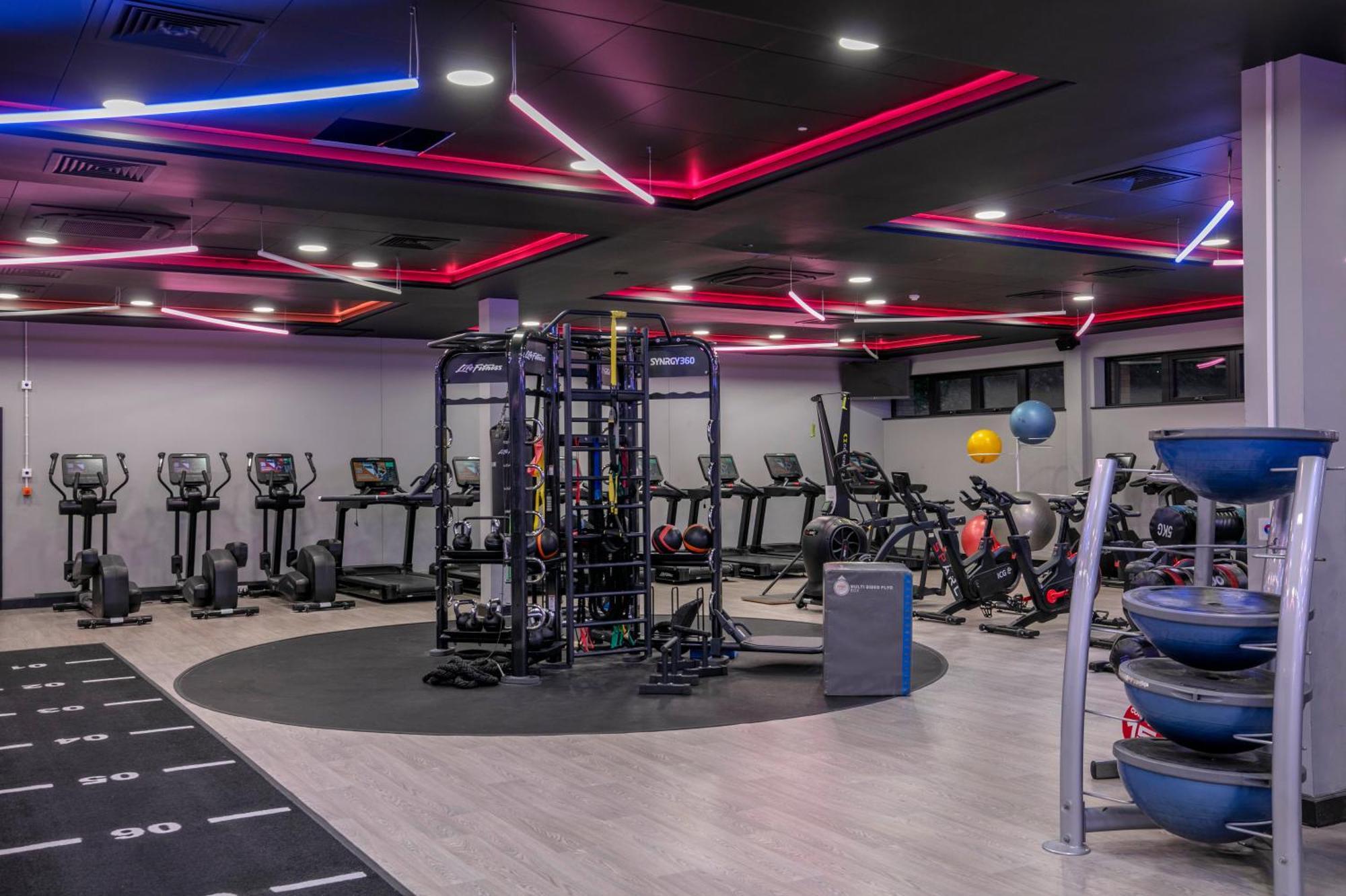 Hampshire Court Hotel & Spa باسينغستوك المظهر الخارجي الصورة