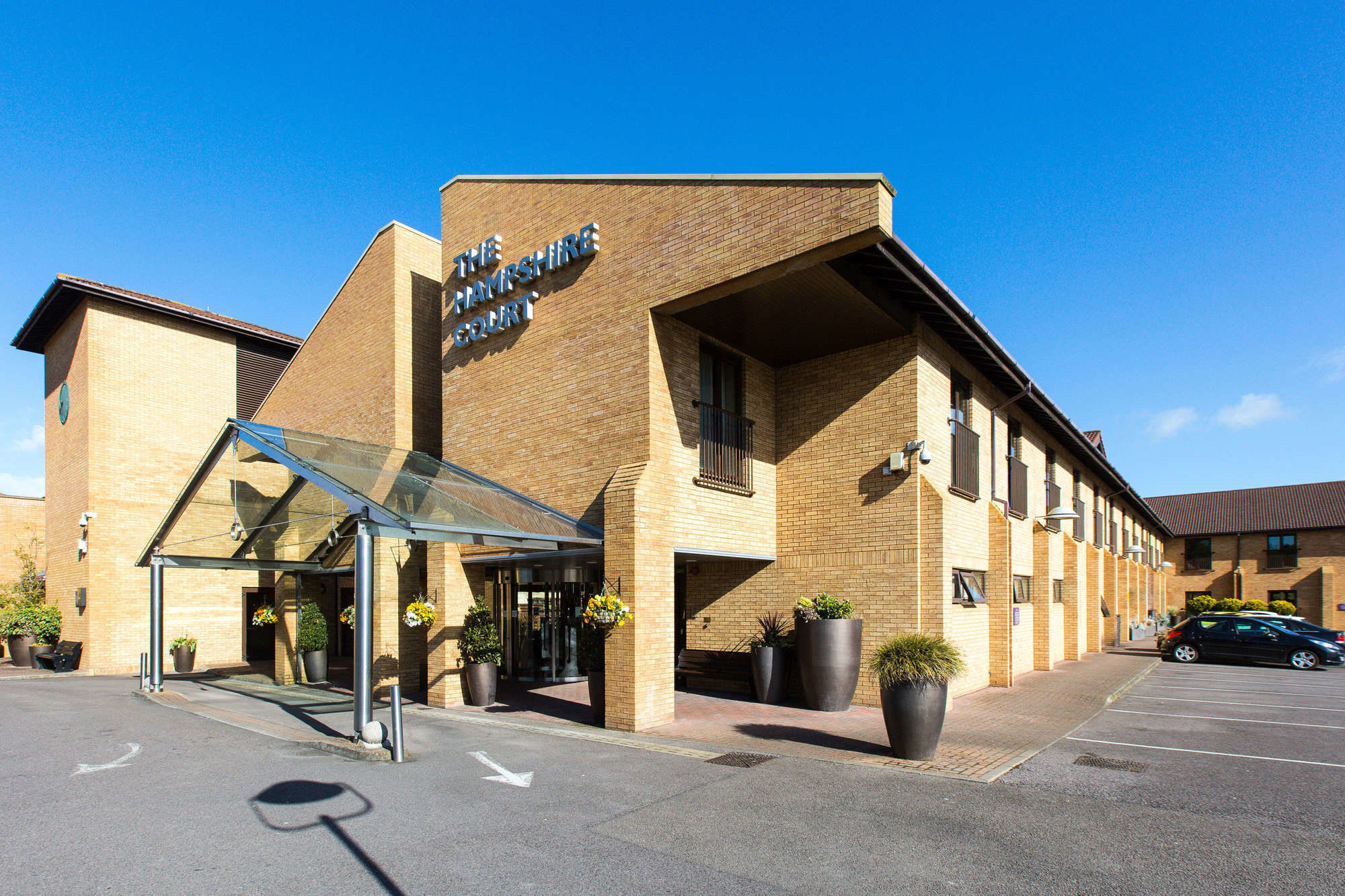 Hampshire Court Hotel & Spa باسينغستوك المظهر الخارجي الصورة