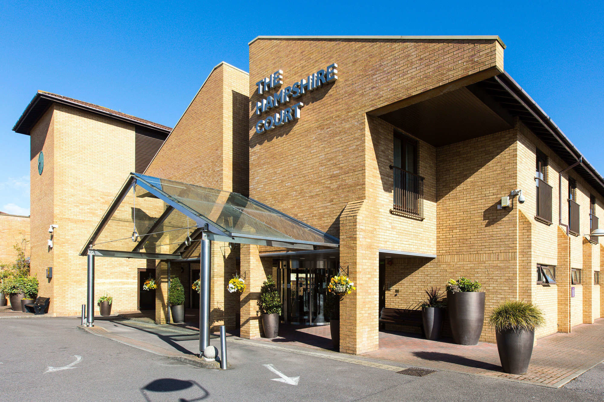 Hampshire Court Hotel & Spa باسينغستوك المظهر الخارجي الصورة